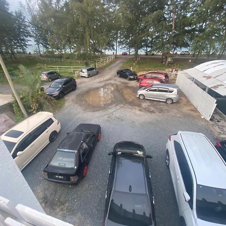 Paka Tamim Seaview Hotel Exteriör bild
